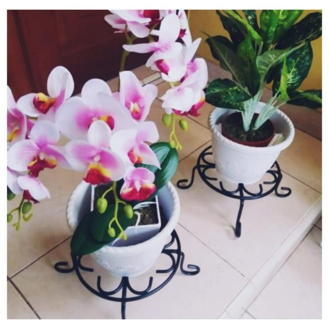 rak besi pot bunga / tatakan besi pot bunga / rak besi tanaman LAJ