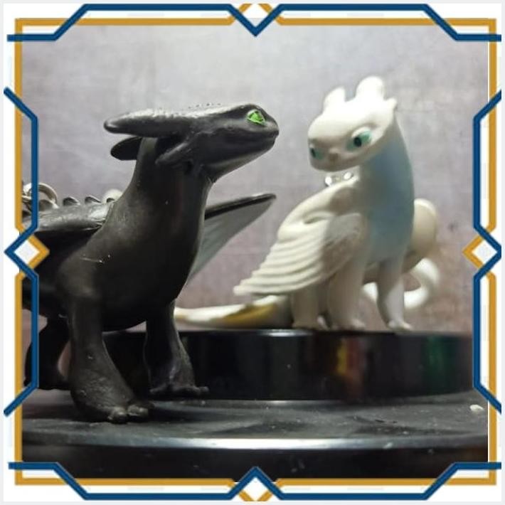 [ZOO] FIGURE DREAMWORKS HOW TO TRAIN YOUR DRAGON NIGHT FURY AND LIGHT FURY