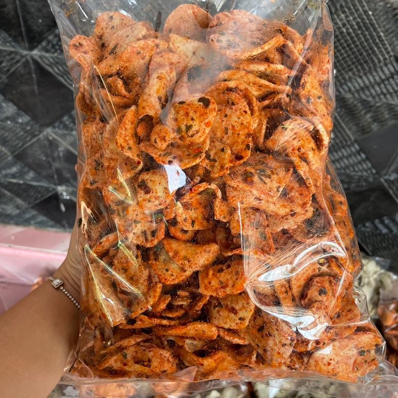 

Big Sale [Flash Sale] Seblak Basreng Koin Pedas Daun Jeruk 1Kg | Seblak Basreng Viral Grosir