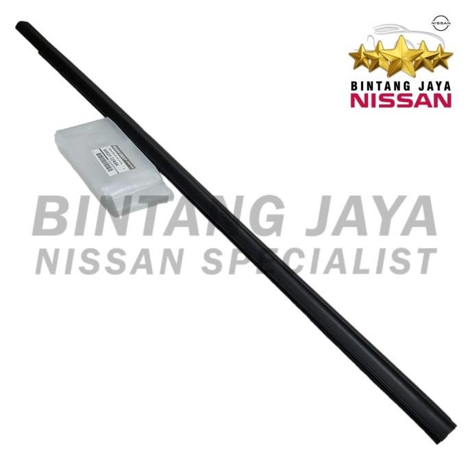 Aksesoris Mobil Plipit Kaca Nissan Xtrail T31 Original List Pelipit Moulding Door Luar