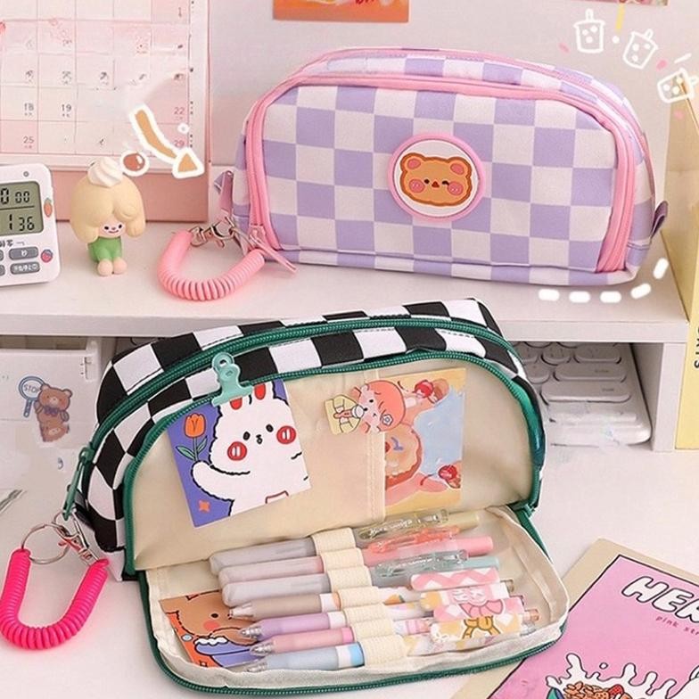 

GA24 THE TIME-Tempat Pensil / Checkered Pencil Case Kotak Pensil Sleting Besar Korea Lucu Tempat Penyimpanan Pencil Case Berkualitas