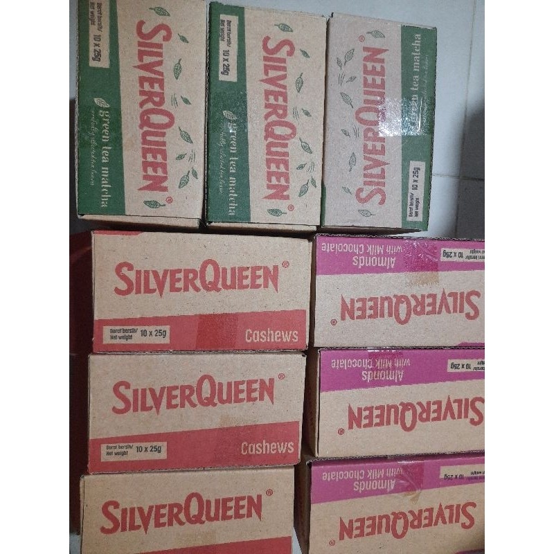 

Coklat Sier Queen 25gr / 22gr (1 Box isi 10pcs)