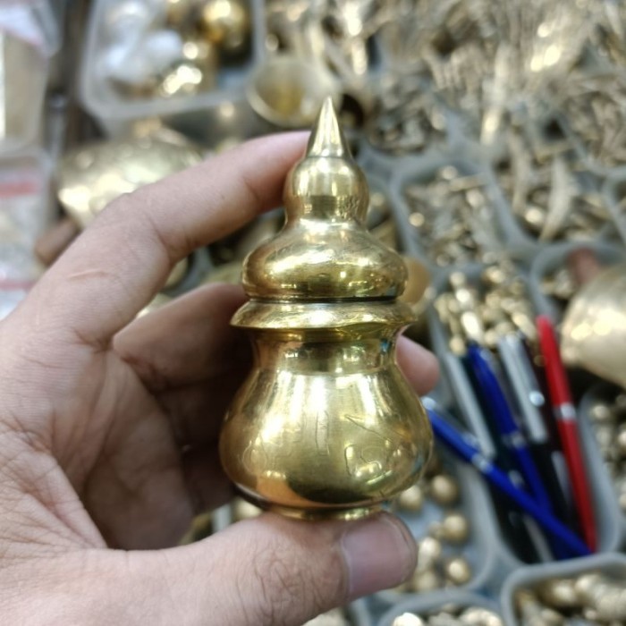 

Terlaris BARANG ANTIK ASFATUL JIN KUNINGAN SALE