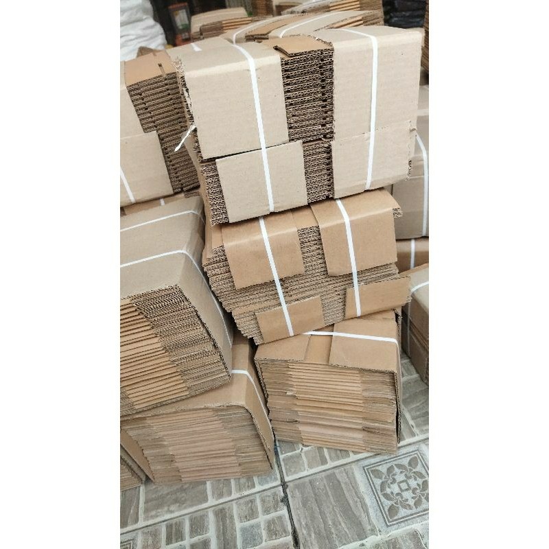 

KARDUS /BOX/KARTON/KOTAK PACKING AKSESORIS HP KOSMETIK