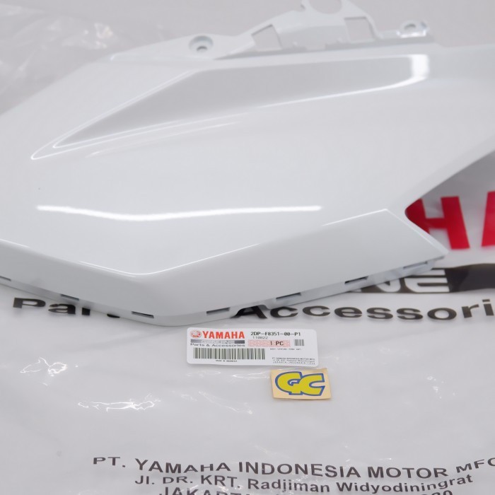 Cover Body Depan Kiri Yamaha NMax Old Putih Original
