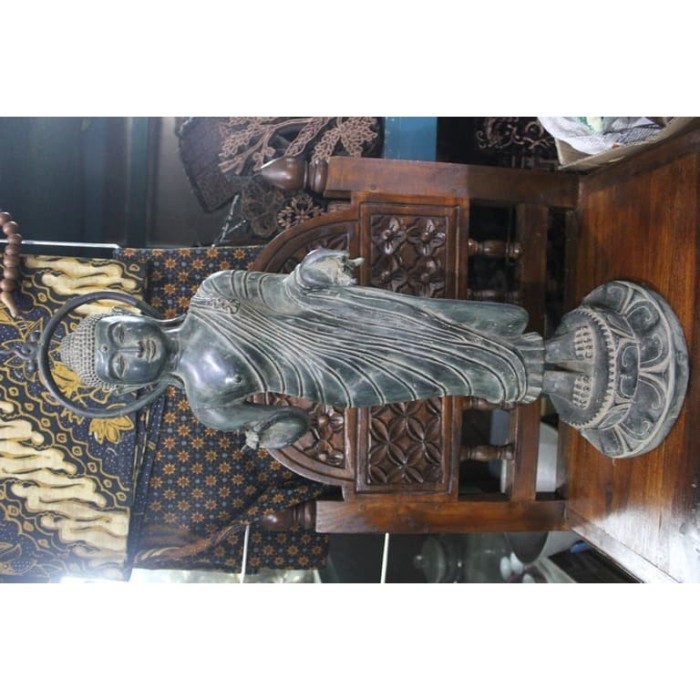 Sani - Patung Budha Berdiri