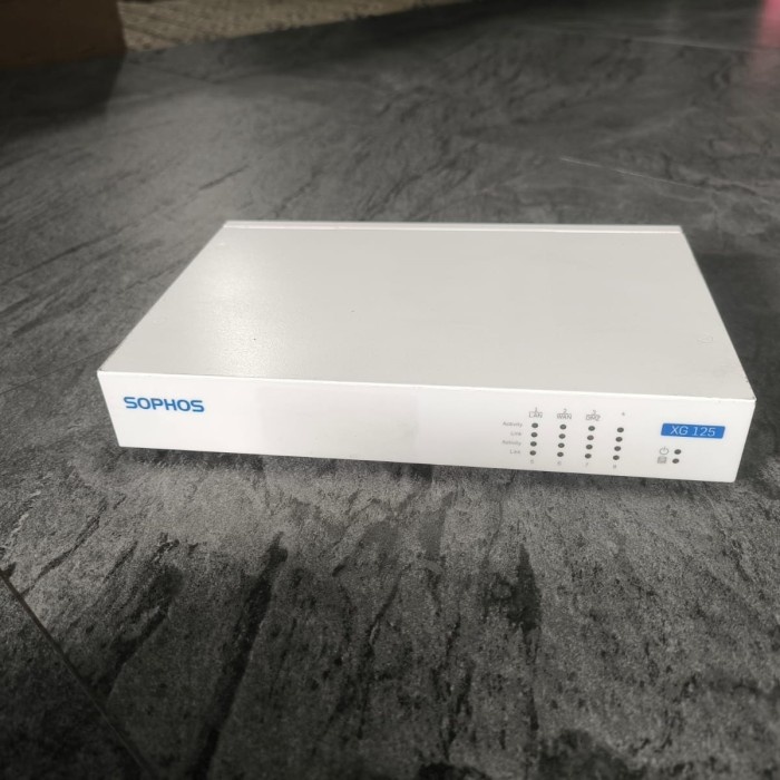 MIKROTIK X86 LEVEL 6 SOPHOS XG 125 8PORT GIGABIT LAN