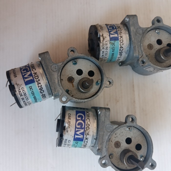 DINAMO MOTOR GEARBOX DC WORM 12V 150RPM