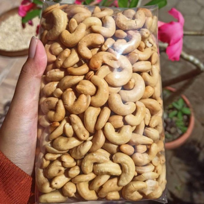 

KACANG METE MATANG OVEN 1KG-KACANG METE OVEN ASLI WONOGIRI