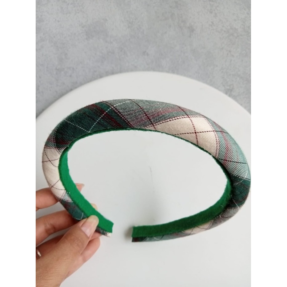 English petite bando seragam ipeka