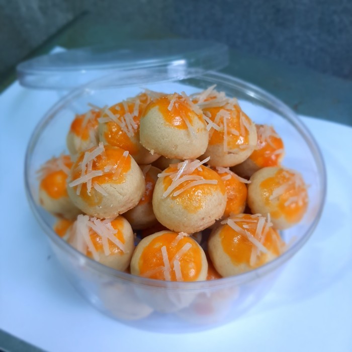 

Kue Nastar toping KEJU - Kotak 500 gram