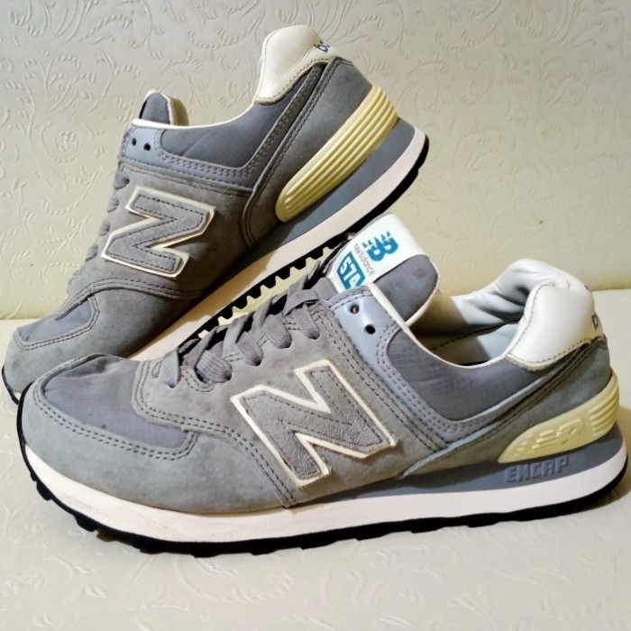 SEPATU NEW BALANCE NB 574 (PRELOVED 420) SEKEN