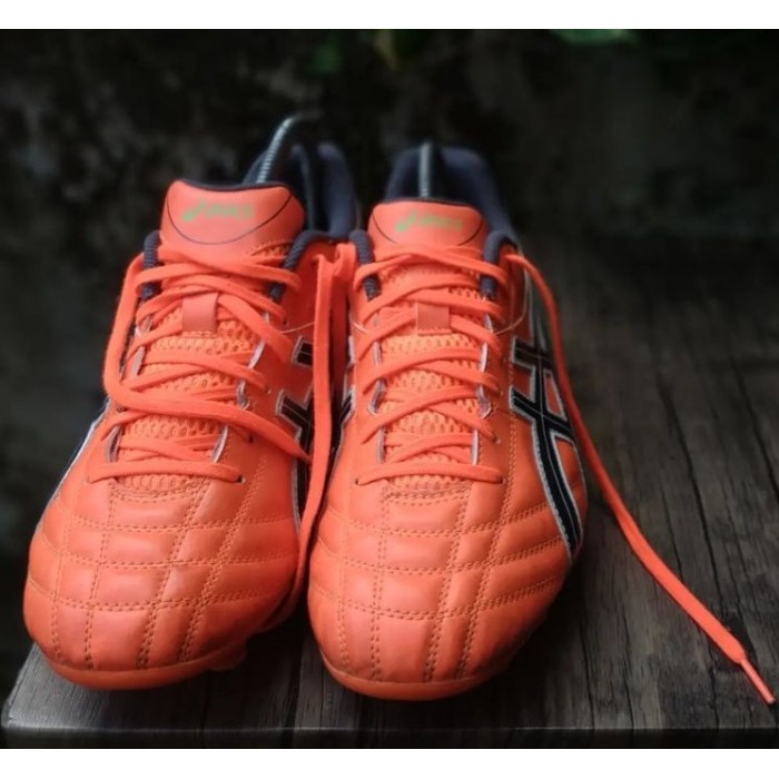 SEPATU BOLA-SEPATU BOLA ASICS DS LIGHT FG ORANGE - ORIGINAL