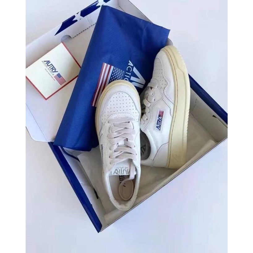 Sepatu wanita Autry Little White sepatu olahraga kulit baru 2022 wanita Korea Bertali Sepatu papan K