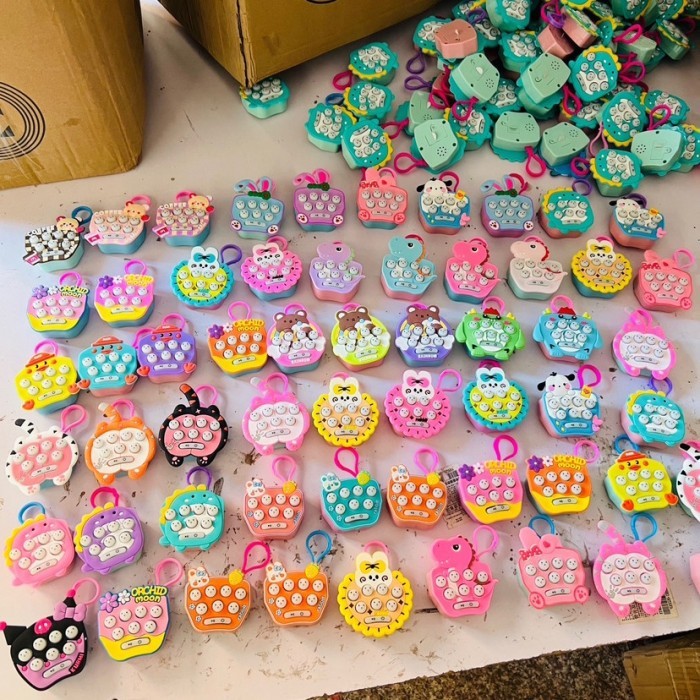 MAINAN GANTUNGAN TAS LUCU POP IT ELEKTRONIK MINI RAJA TIKUS