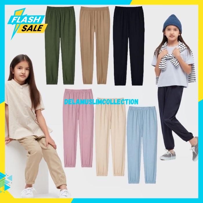 JOGGER UNIQLO ANAK CELANA JOGGER ANAK ORIGINAL UNIQLO BY DELA MUSLIM COLLECTION BAIK