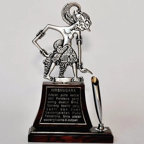 

BISA E-KATALOG! Tempat bolpoin Hiasan Meja Kombinasi Tokoh wayang