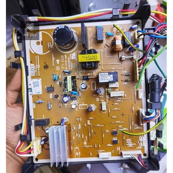 MODUL PCB KULKAS HITACHI INVERTER R-H24PGD4-SLS / LOGIC BOARD HITACHI INVERTER REFRIGERATOR /