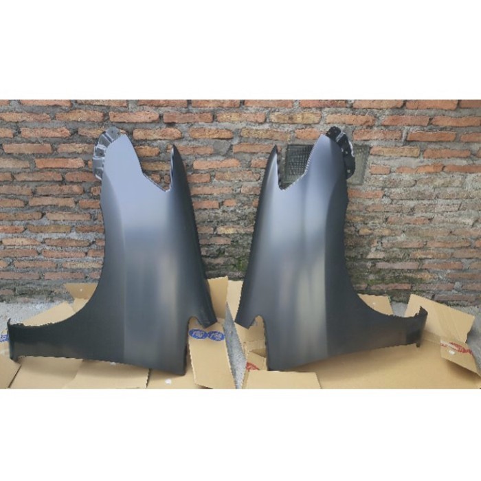 FENDER INNOVA GRAND NEW 2012 -2015