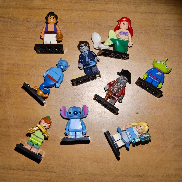 lego minifigures