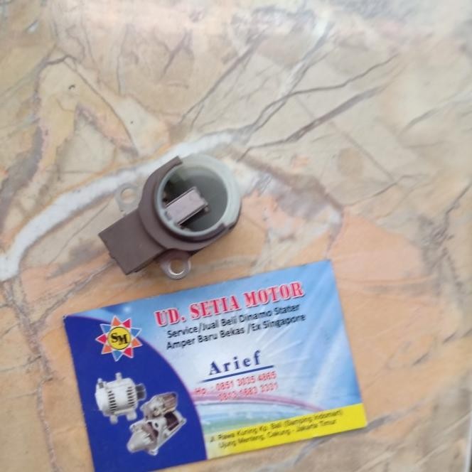 Carbon Brush Dinamo Ampere Alternator Alphard Vellfire Harier Original