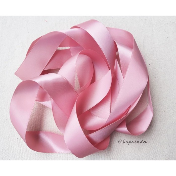 

Per Roll Besar/100 Yard Pita Satin Import/ Double Faced Satin 25Mm Promo