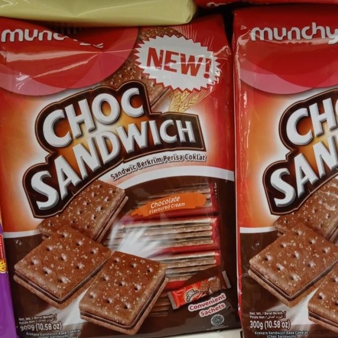 

Ready stock] munchy's choc sandwich 300gr