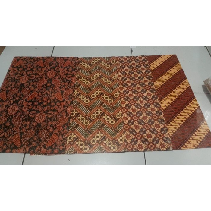 

Kertas Kado Batik Super Mahal