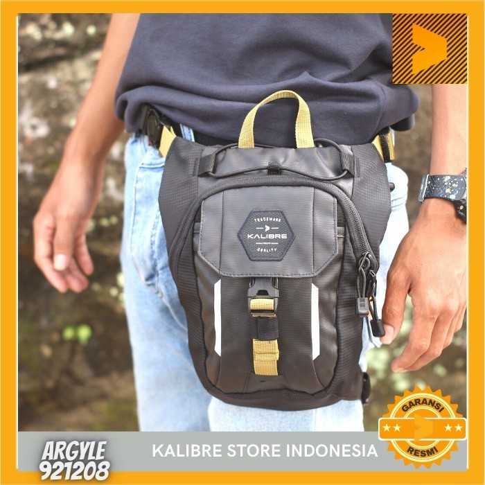 Tas Paha Selempang Kalibre 922021000 / 922021 Argyle 2/3L Thigh Bag Original
