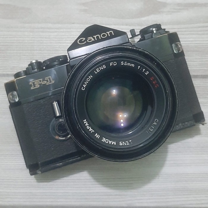 Kamera Analog Canon F1 With Lens FD 55mm F 1.2