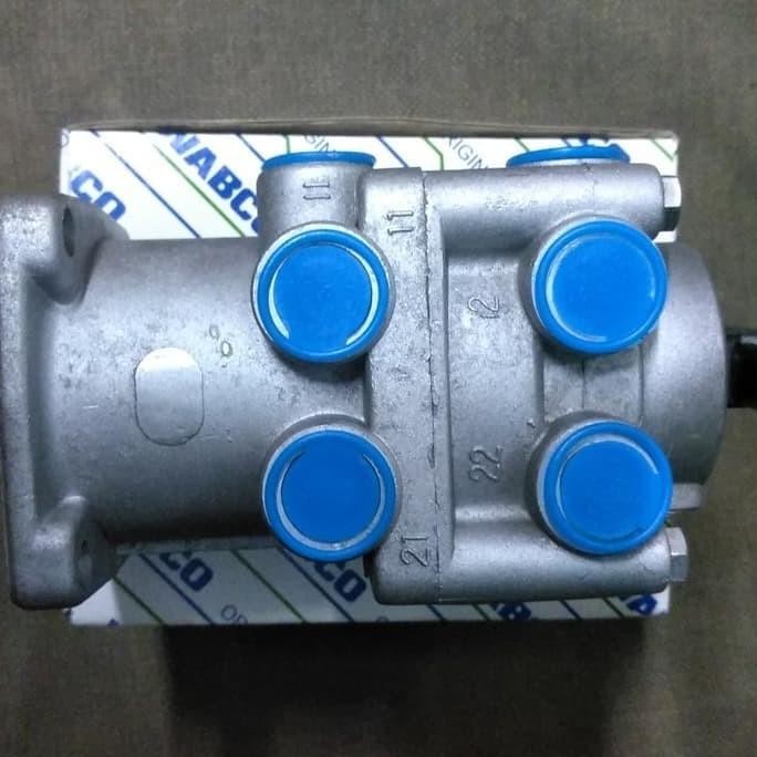 Foot Brake Valve 4613150080
