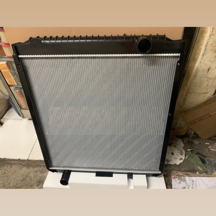 Radiator ADR 3191-8501C / 16400-EW010 Hino 500