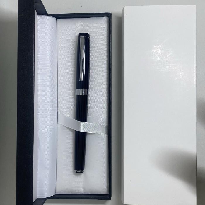 

Pulpen Promosi / Pulpen Esklusif / Pulpen Elegant F1 Roller Ball