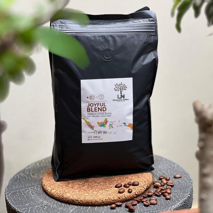 

Joyful Blend 1 Kg Espresso Roast Arabica Roasted Coffee Beans Kopi