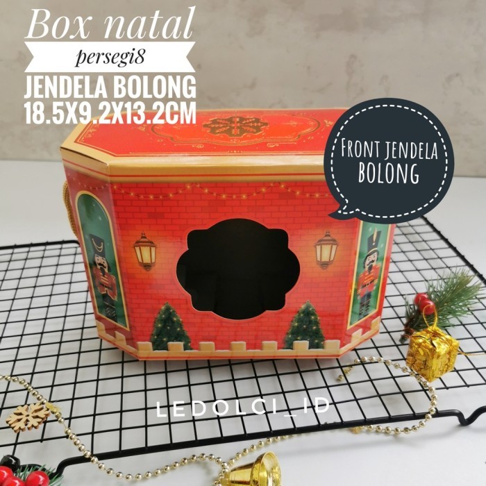 

Natal BOX TOPLES TABUNG NATAL CHRISTMAS OKTAGON SEGI8 18.5x9.2x13.2 CM Limited