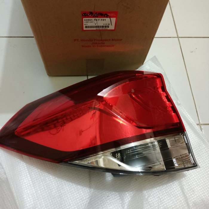 Stoplamp / Lampu Stop Belakang Mobilio 2014 2015 2016 2017 2018 Ori