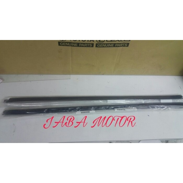 Karet Kaca Hilux Single Cabin-Pelipit Pintu Hilux Single Cabin Ori