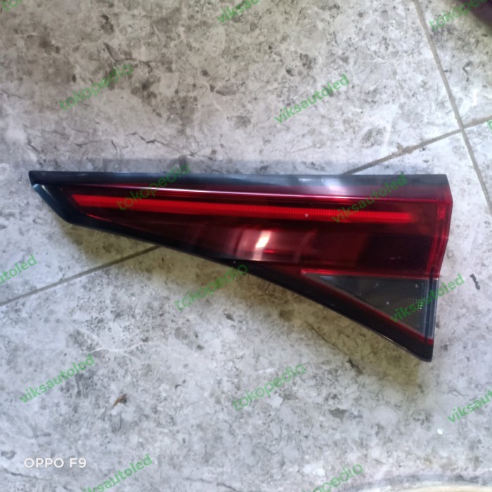 reflektor stoplamp bagasi Avanza Xenia 2022 2023