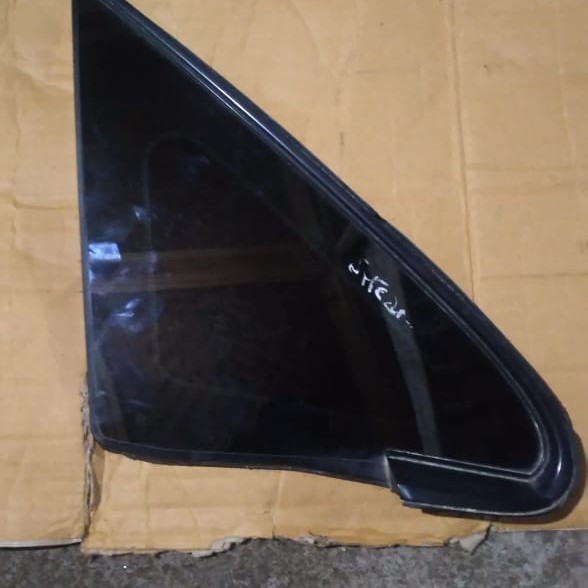 kaca segitiga depan honda stream