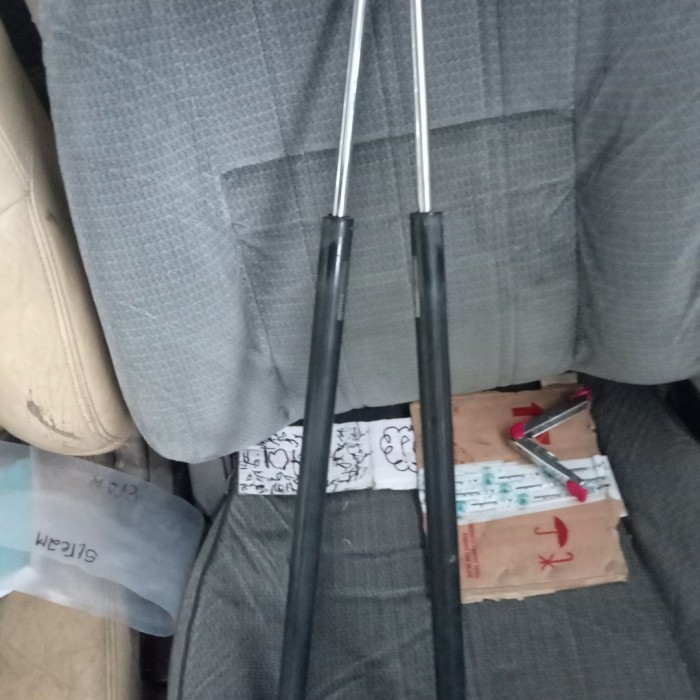 hidrolis pintu honda stream