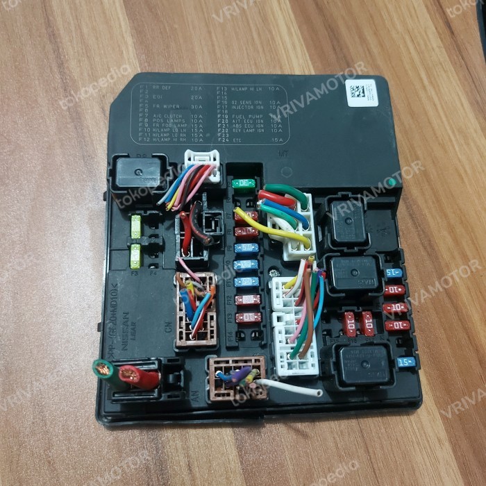 ipdm nissan livina L10 fuse box nissan livina L10