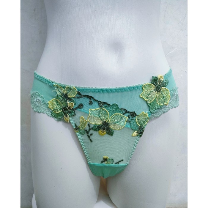 TERBARU CD celana dalam sexy Original Wacoal/ G-string brukat Import renda mewah