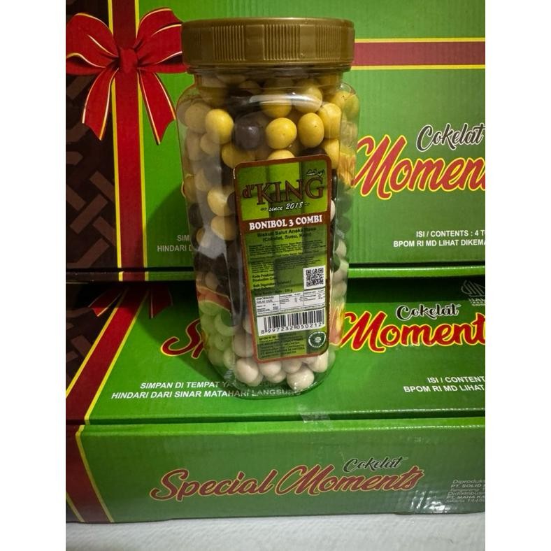 

CR - Hampers Lebaran Coklat Almond DKING isi 4 Toples varian MIX special Moment Terbaru TERLARIS