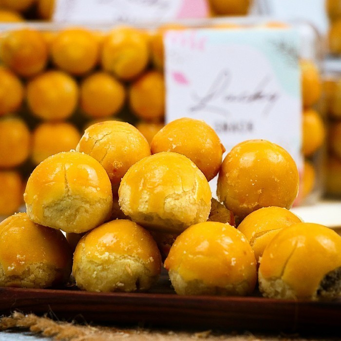 

Kue Kering "NASTAR " Full Wisman Uk Toples 250 Gram