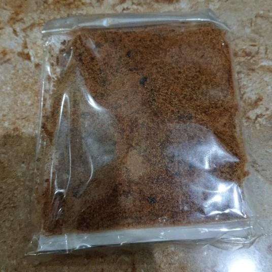 

Abon Daging Ular Cobra Bu Anah/Jamu//Tradisional/Gatal 100G