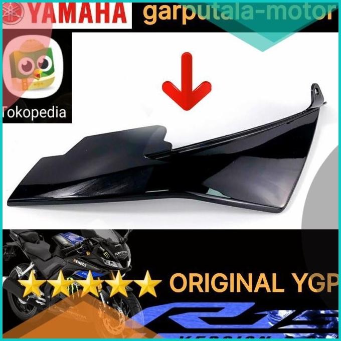 PANEL 4 BK6-F172H-00-P1 BLACK METALLIC YZF155 R15 V3 COVER LAMPU KANAN