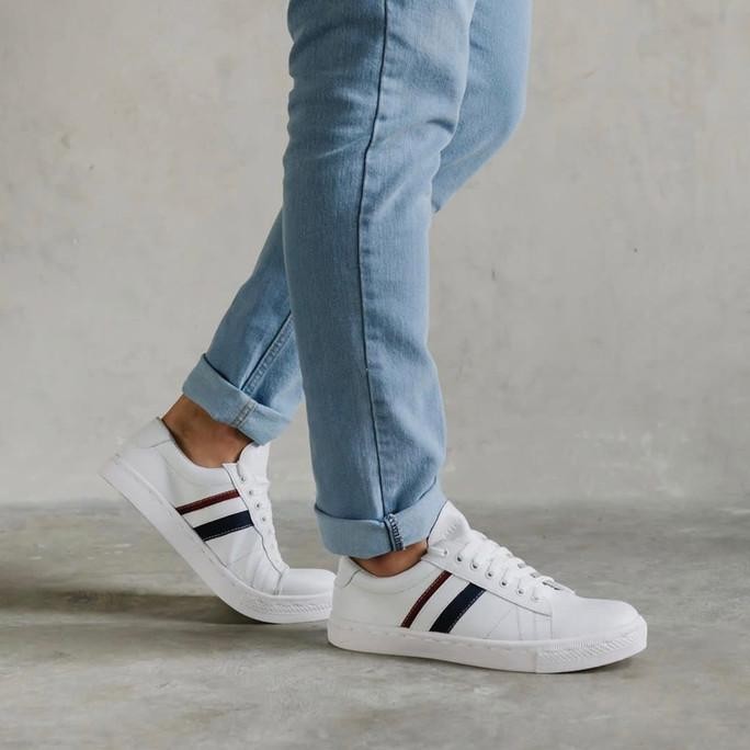 Sepatu Sneakers Pria Cowok Casual Miles&co Echo Series Putih
