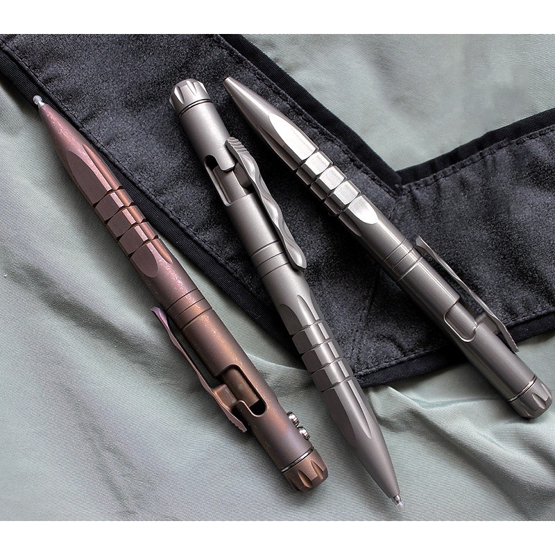 

CNEDC Titanium Alloy Multifunction Triangle Pen Bolt Portable Signature Business Pen Fingertip Gyro |lhqBVDQf|