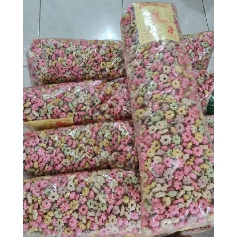 

Grosir Sale jajan ribut kiloan kerupuk ajisan Sakura Warna jajan jadul ajisan 1kg Termurah