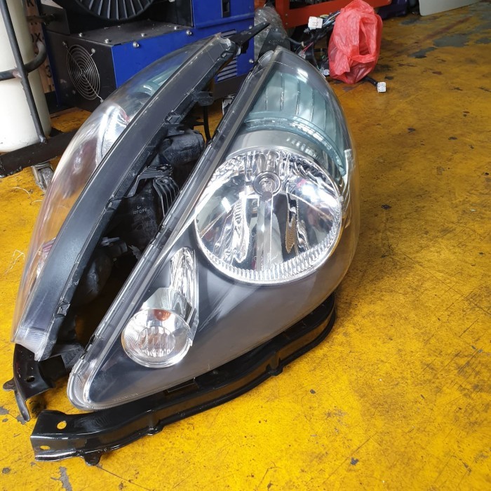 Lampu Depan Jazz Gd3 Type S Jdm